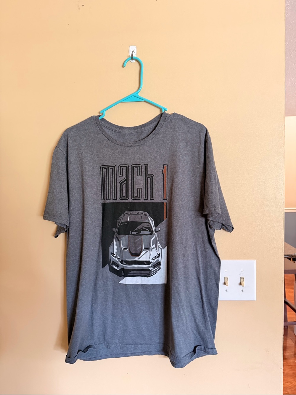 Men's Mach 1 Graphic Tee - Gray